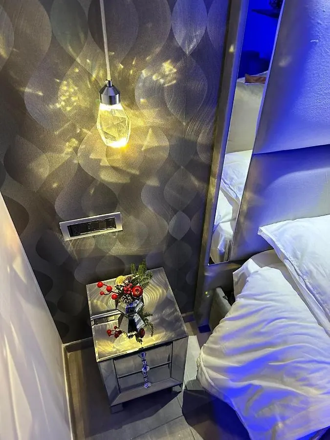 Bed & Breakfast Bed and Breakfast C3 Luxury Neapol Itálie