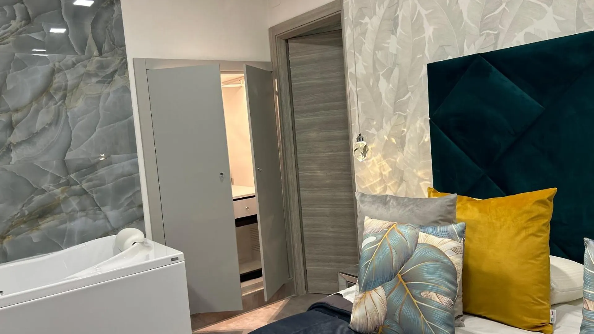 C3 Luxury Bed & Breakfast Naples